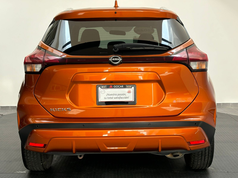 Nissan Kicks  5 pts. Exclusive, 1.6l, TA, a/ac. Aut., piel, GPS, RA-17 2022